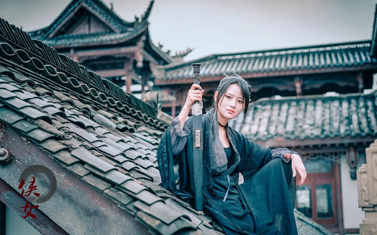 「《天命為凰》震撼登場！雲芨力作，跨界仙俠傳奇，絕世天才陸明舒，邀您共赴萬界之旅！」